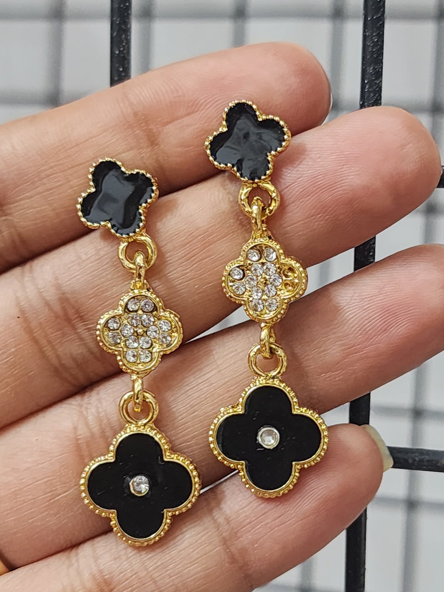 Clover Hangings