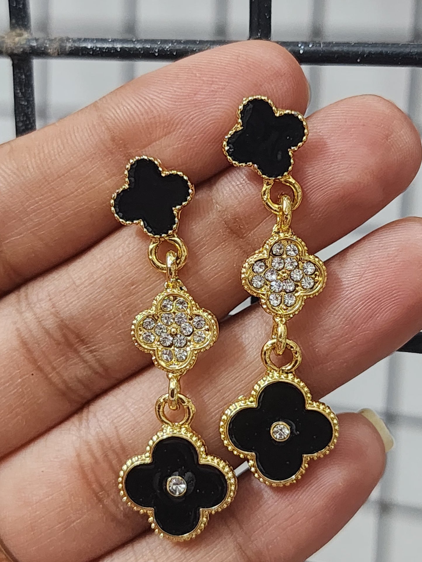 Clover Hangings