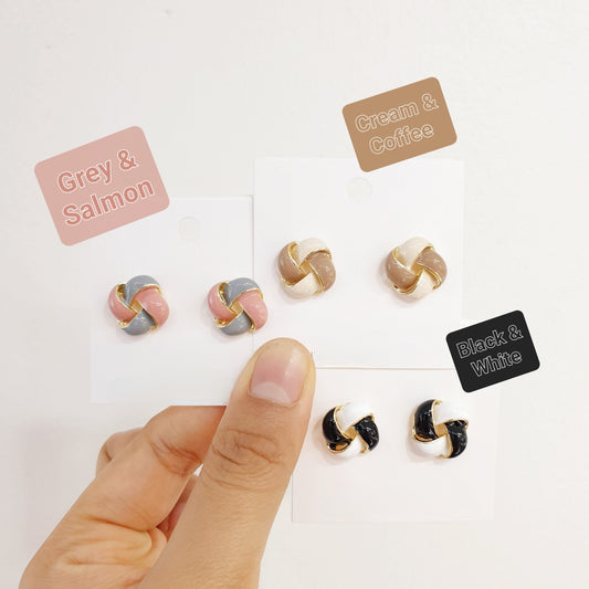 Enamel Knotted Stud