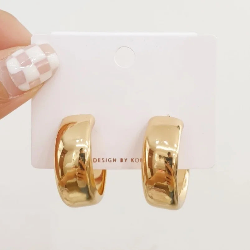 Madhubala Wide Hoop Earrings