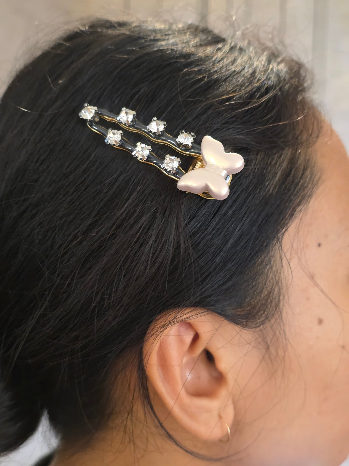 Studded clips with  Buttefly